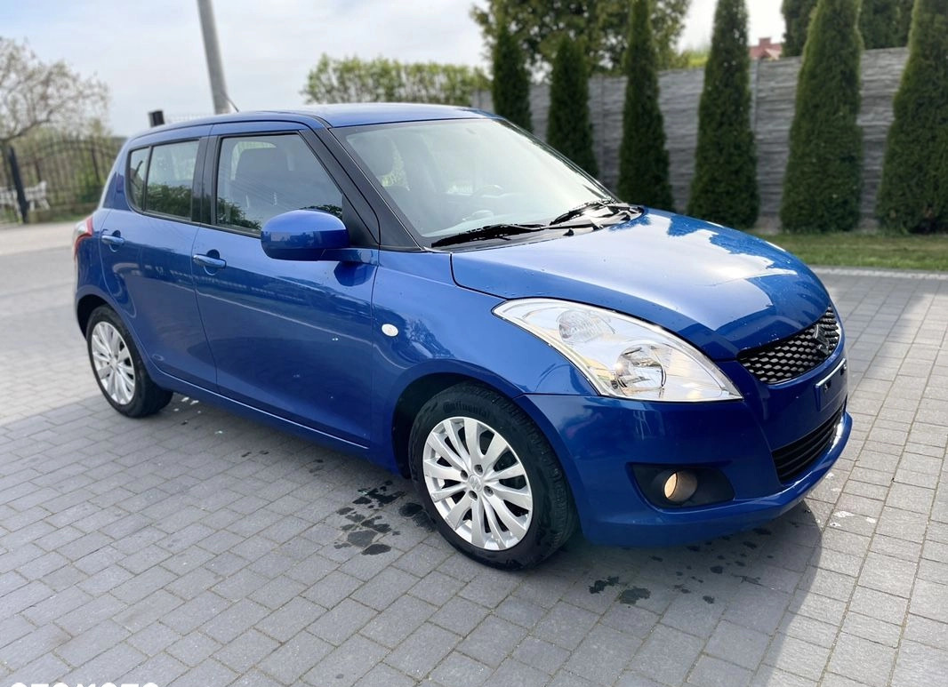 Suzuki Swift cena 21900 przebieg: 168075, rok produkcji 2011 z Sochaczew małe 781